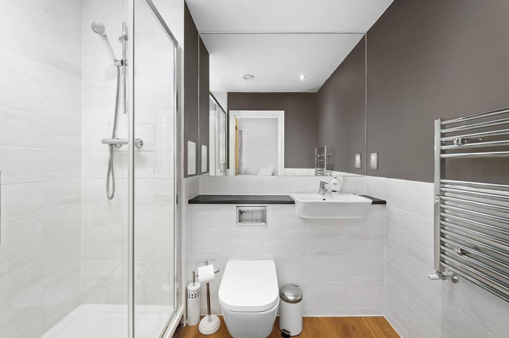 Modern Serviced 3-Bedroom Flat In East London Luaran gambar